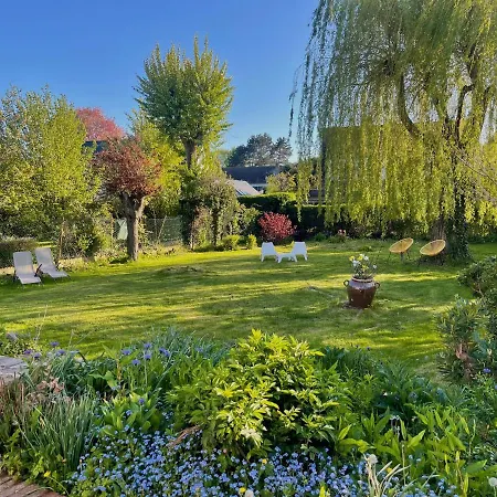 La Demeure Marcquoise Bed & Breakfast *